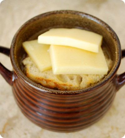 layer crouton and cheese