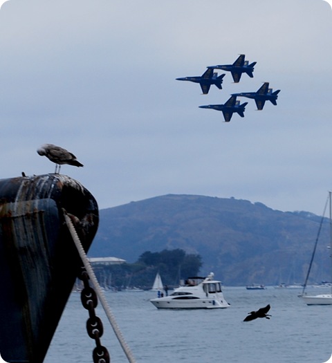 planes in formation