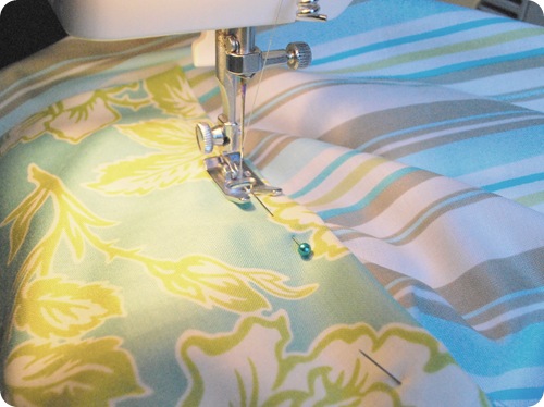 sew pocket to apron