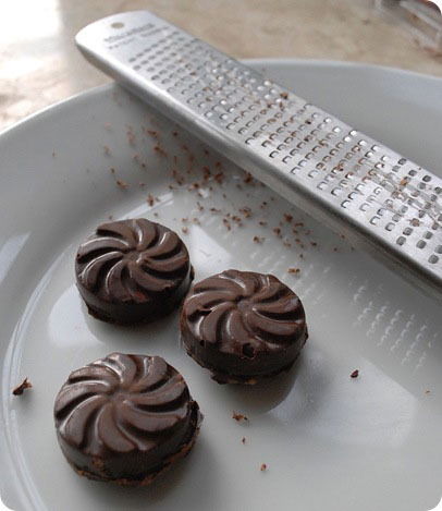 shave edges of chocolate