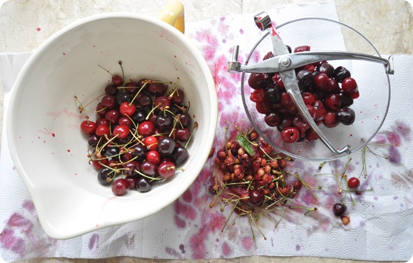 cherries in bowl