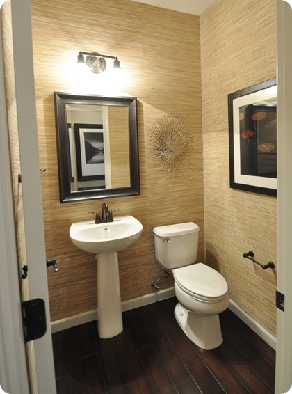 grasscloth wallpapered bath