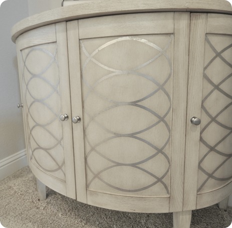 silver paint on demilune