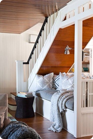 nook under stairs