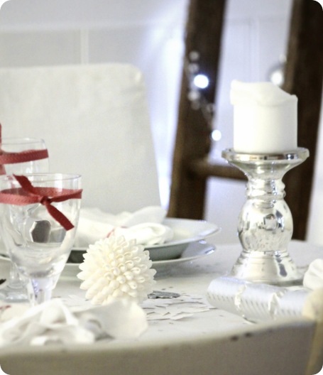 Beach Cottage Christmas Table Vintage Ladder
