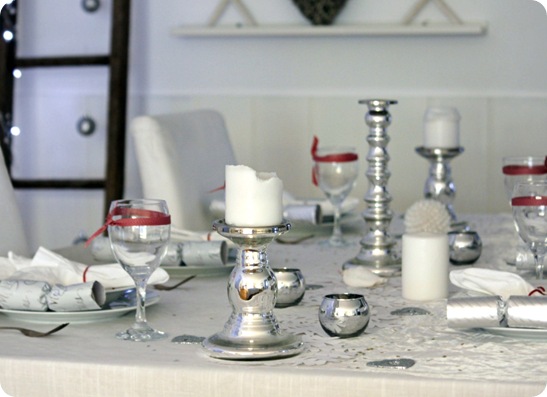 Beach Cottage Holiday Tablescape