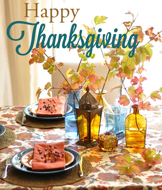 happy thanksgiving table