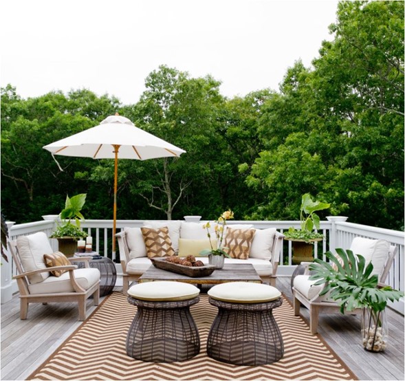 neutral furnishings on balcony