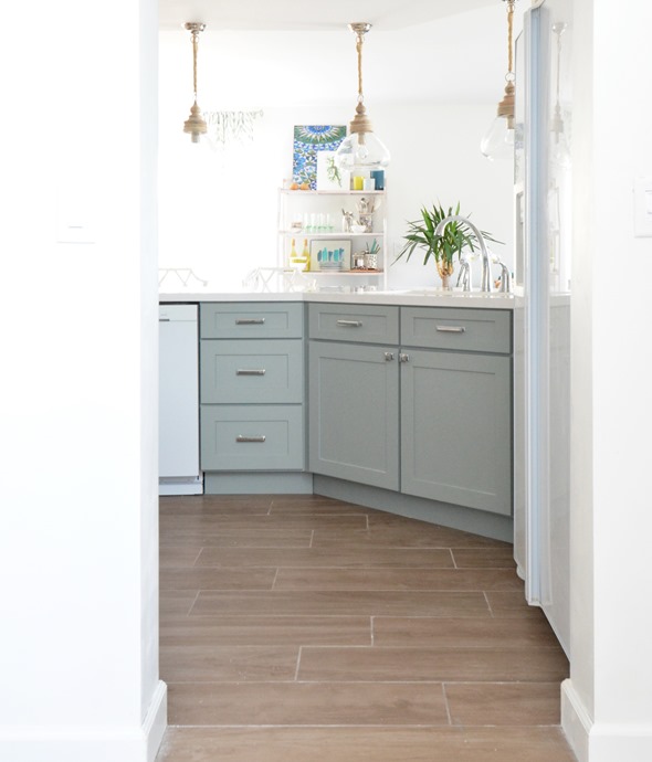 kitchen peninsula