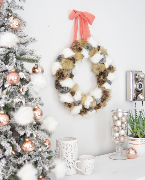 fur-pom-pom-wreath-side-view