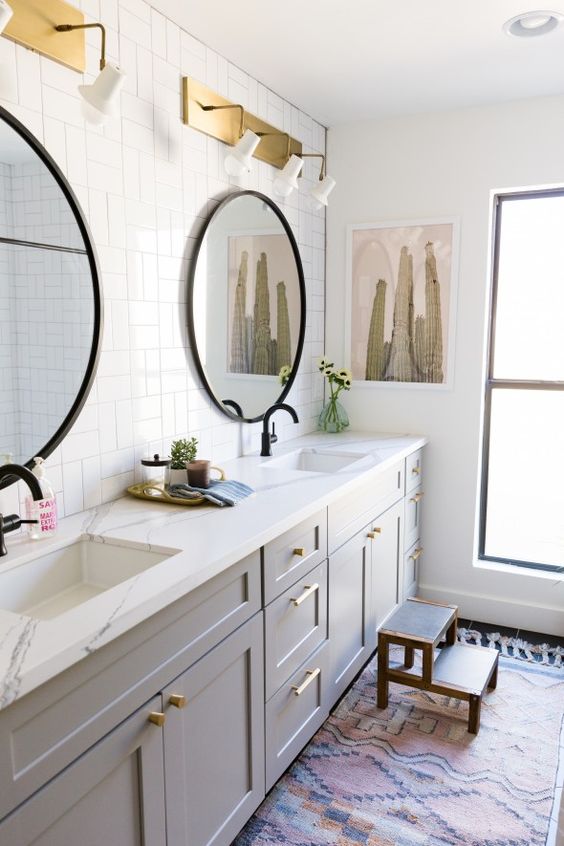 Mixing Metal Finishes in the Bathroom
